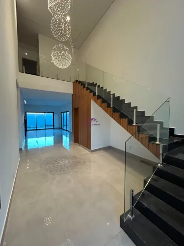 Casa em Condomínio de Luxo com 3 Suítes no Jardim Residencial Dona Maria Candida em Indaia