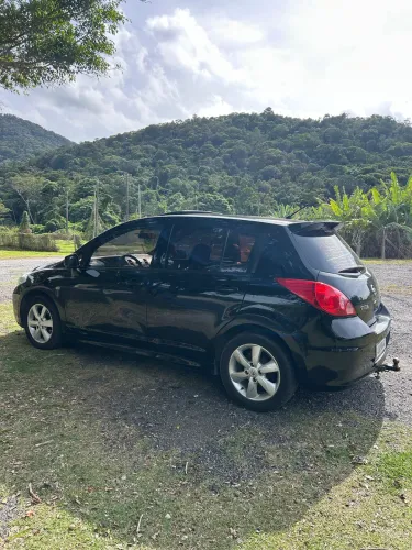 Nissan Tiida SL 1.8/1.8 Flex 16V Aut. 2012