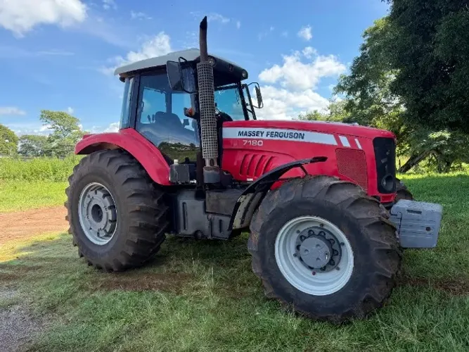 Trator Massey Fergunson ano 2022