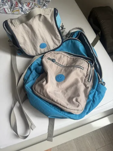Mochila e lancheira kipling