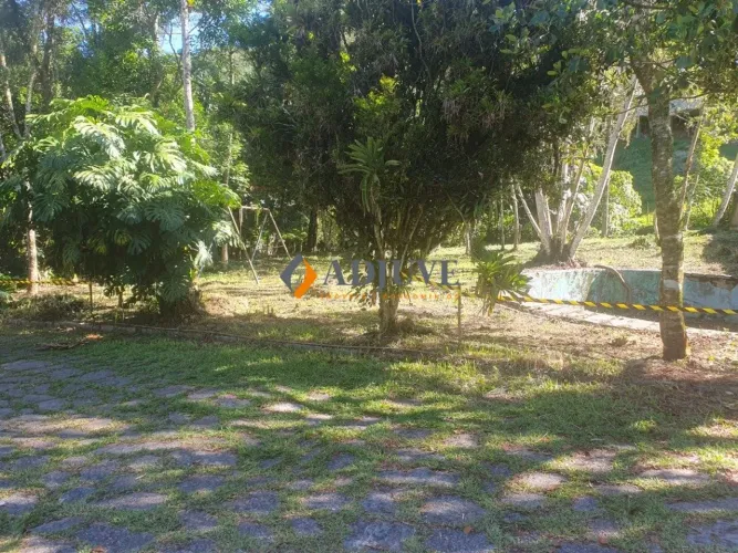terreno a venda dentro de condominio
