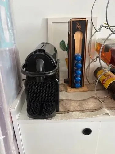 Maquina Nespresso Inissia D40 Café