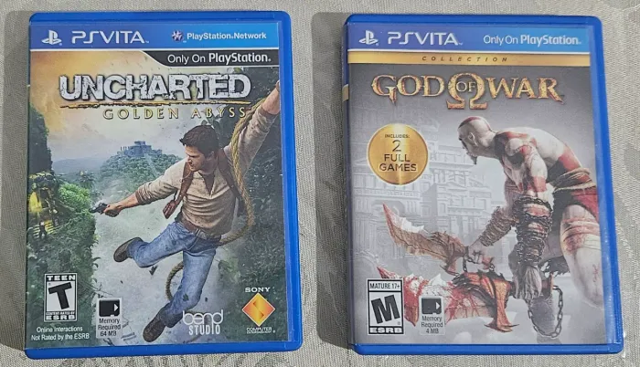 PROMOÇÃO Coletânea God of War e Uncharted Golden Abyss ambos para PS Vita, esta excelente!