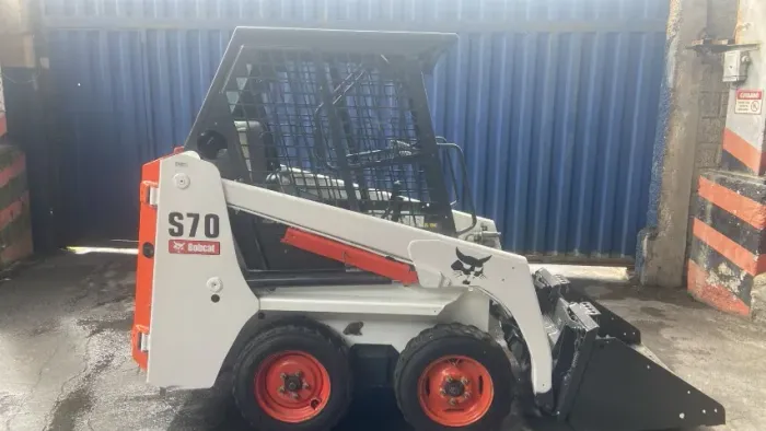 Mini Carregadeira Bobcat Mod S70 Ano 2022 Com +/- 1915.8h