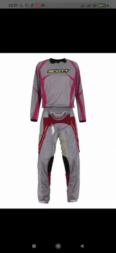 Equipamentos de proteção e roupa para trilha e motocross