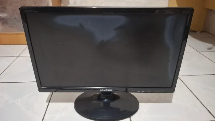Tv 21 samsung Defeito na tela mas funcionando 
