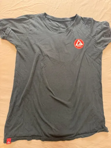 Camiseta Gracie Barra Feminina Cinza M