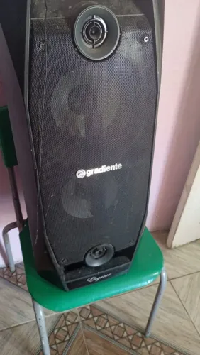 Caixa de som Gradiente c/ defeito 