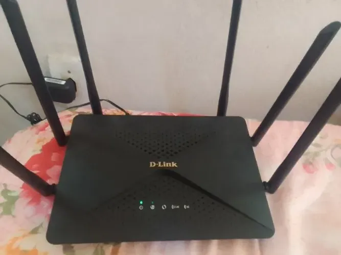 Roteador D-Link 6 antenas