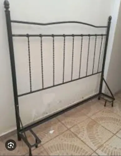 Cabeceira de cama casal em ferro galvanizado 