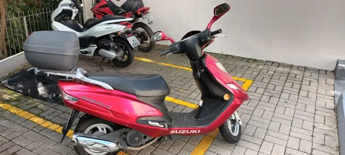 Suzuki Burgman 125