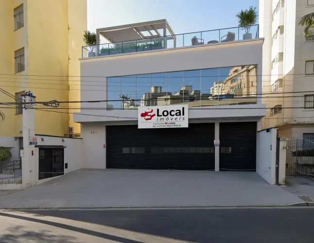 PRÉDIO COMERCIAL LOCAÇÃO 1700m2 na Aclimação -Elevador, 6.5 alt 40 vagas Estacioamento