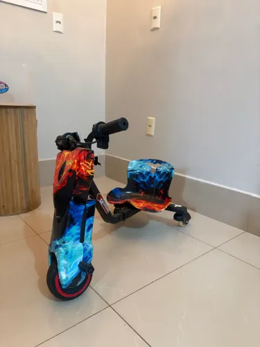 Triciclo elétrico