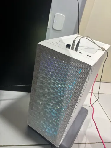 PC Gamer Seminovo | i5-10400F | RX 580 8GB | 16GB RAM | SSD M.2 500GB