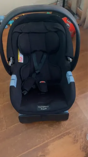 Bebê conforto burigotto com base isofix