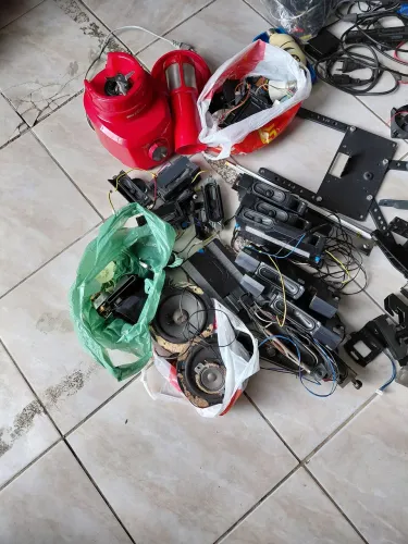 Diversos Itens Elétricos e Eletrônicos