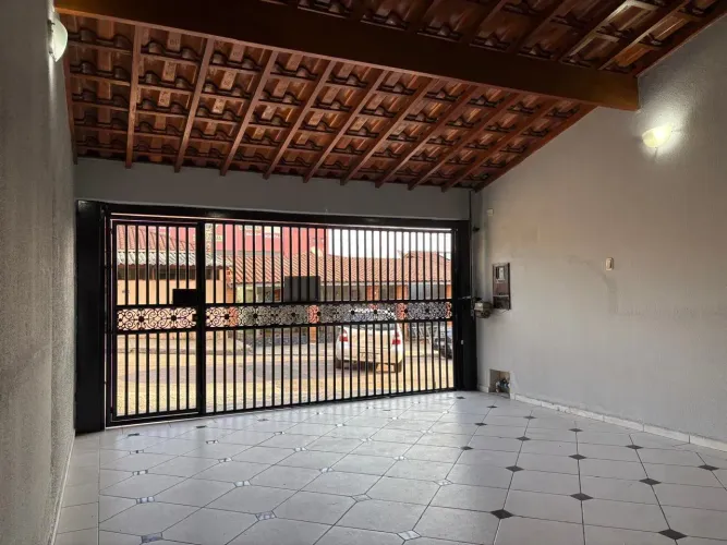 Casa à venda e locação no Jardim São Francisco
