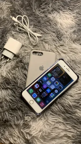 7 Plus 128