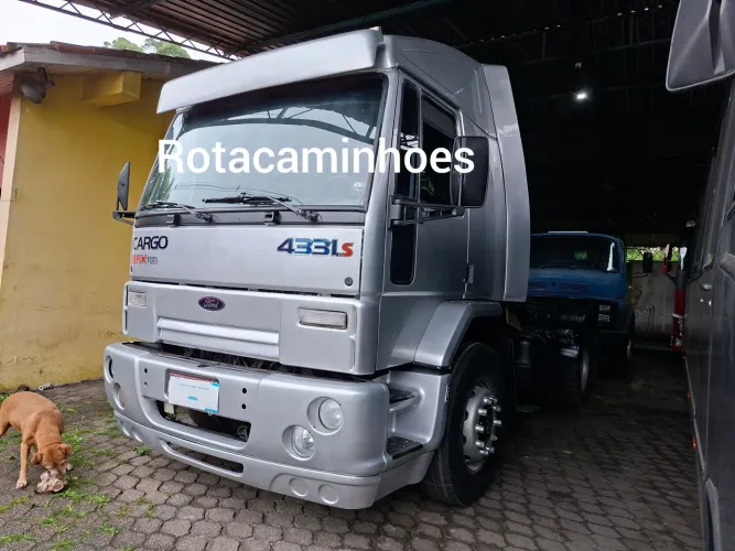 Ford cargo 4331s ano 2005