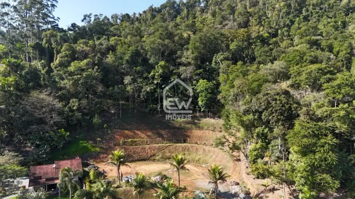 Terreno com Área Total de 15.097m² em Jaraguá do Sul, SC