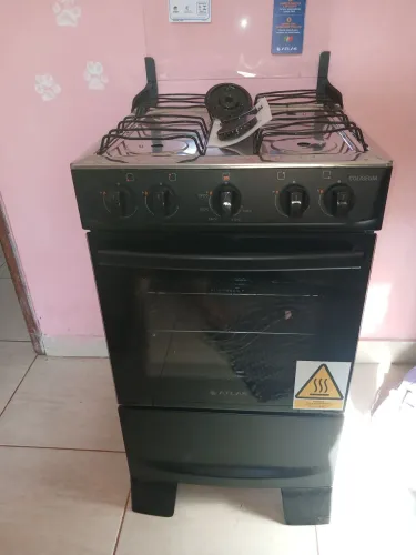 Fogão novo nunca foi usado so nao estar na caixa porque tirei e joguei fora