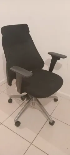 Cadeira de escritório 
