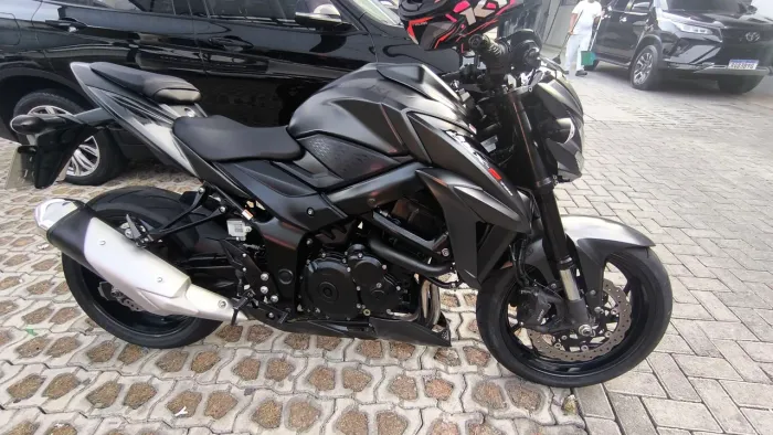 Gsx-s 750