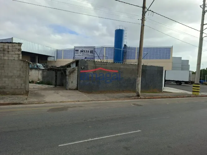 Ponto comercial ao lado do Mercado Semar
