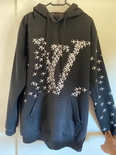 Moletom Louis Vuitton Preto com Estampa de Aviões - Tamanho M