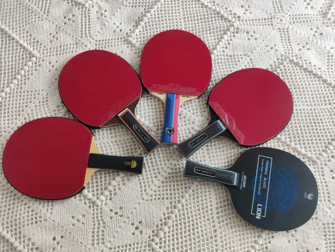 RAQUETES ITTF, COM BORRACHAS REACTOR TORNADO