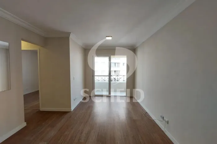 Apartamento com Varanda e Vaga de Garagem à Venda na Vila Isa - 62m² - 2 Quartos