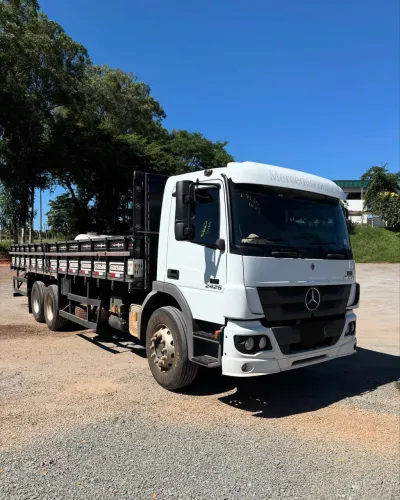 CAMINHÃO MERCEDES-BENZ 2426 CARROCERIA