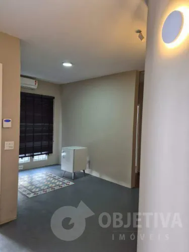 Excelente casa comercial disponível para aluguel no Centro de Uberlândia