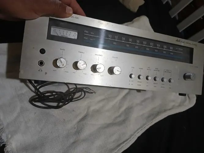 Esterio RECEIVER SR 130 no estado não funciona