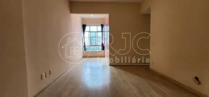 Apartamento de 85 metros quadrados no bairro Tijuca com 3 quartos