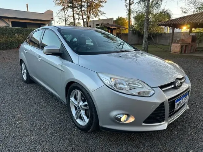 Ford Focus Sedan 2.0 16v/2.0 16V Flex 4P Aut. 2014