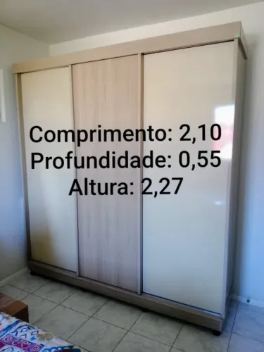 Guarda-roupas 3 portas correr