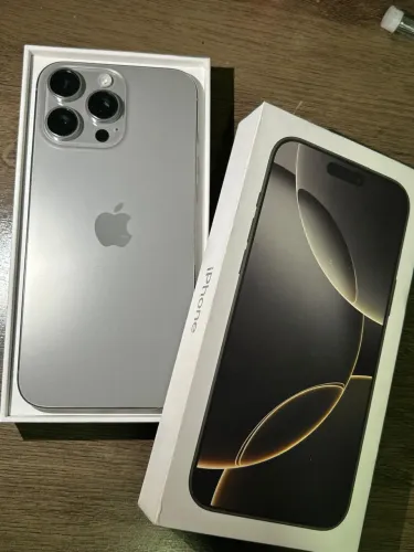 iPhone 16 Pro Max