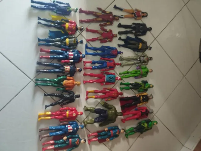 Bonecos Super heróis