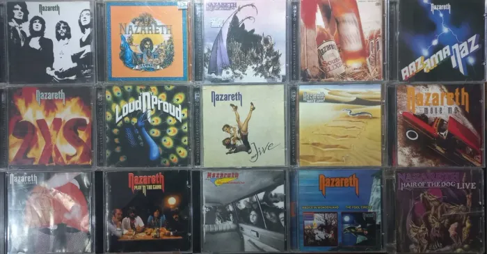 Lote com 15 cds Nazareth usados maioria importados com bônus.