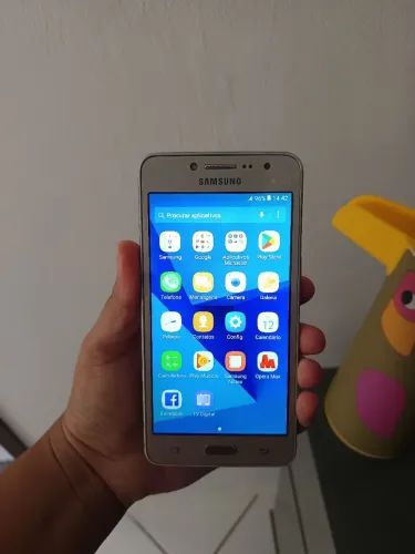 Samsung J2 Prime 16gb com TV, conservado