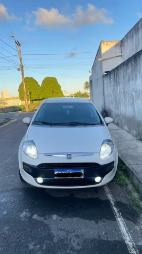 Fiat Punto Attractive Italia 1.4 F.flex 8V 5P 2013