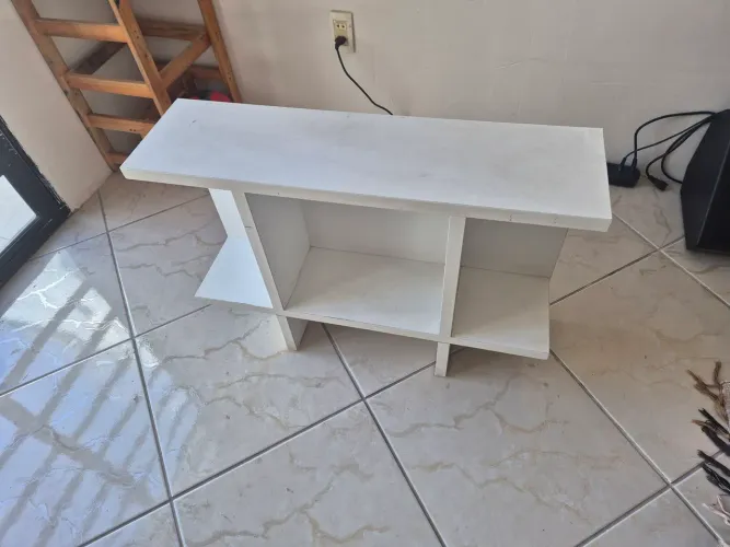 Mesa Lateral Sofá (Apoio de Canto)