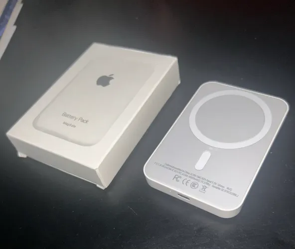 Carregador portátil por indução para iPhone