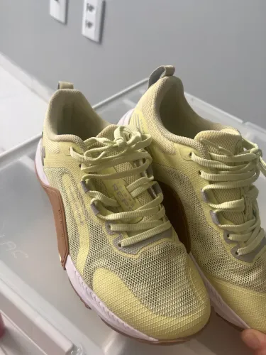 Tênis under armour tribase 