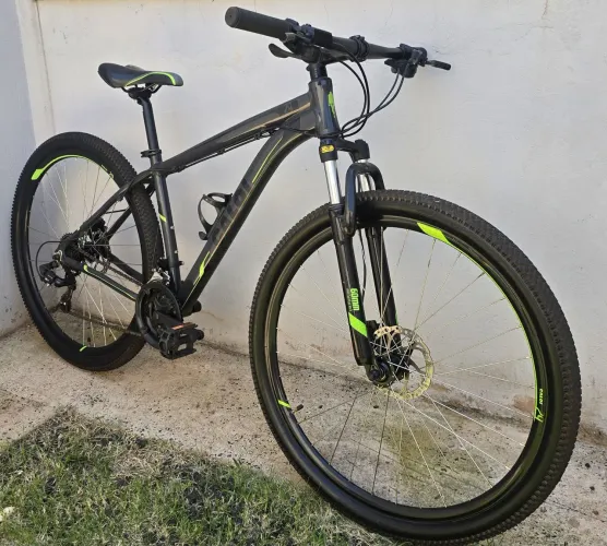 Bicicleta Caloi, tudo original, aro 29, super conservada, com nota fiscal, revisada!