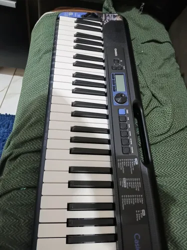 VENDO TECLADO CASIO CT S300