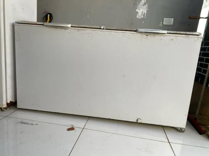 Vende-se freezer