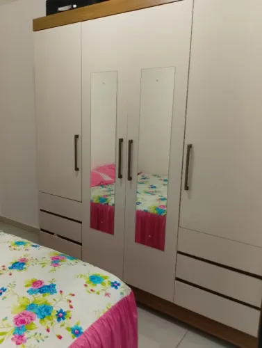 guarda roupa de casal 