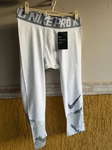 CALÇA DE COMPRESSÃO NIKE PRO HYPERCOOL ADVANCED - TAMANHO: G
